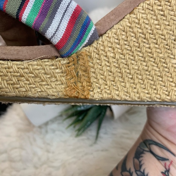 TOMS Striped Canvas Wedge Sandals Size 7.5 - Picture 6 of 9
